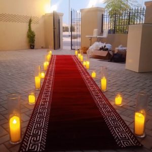 red-carpet-with-candles-decoration-rental-500x500-1